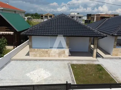 Sale, house, 92m², Ulcinj, Crna Gora - image 8