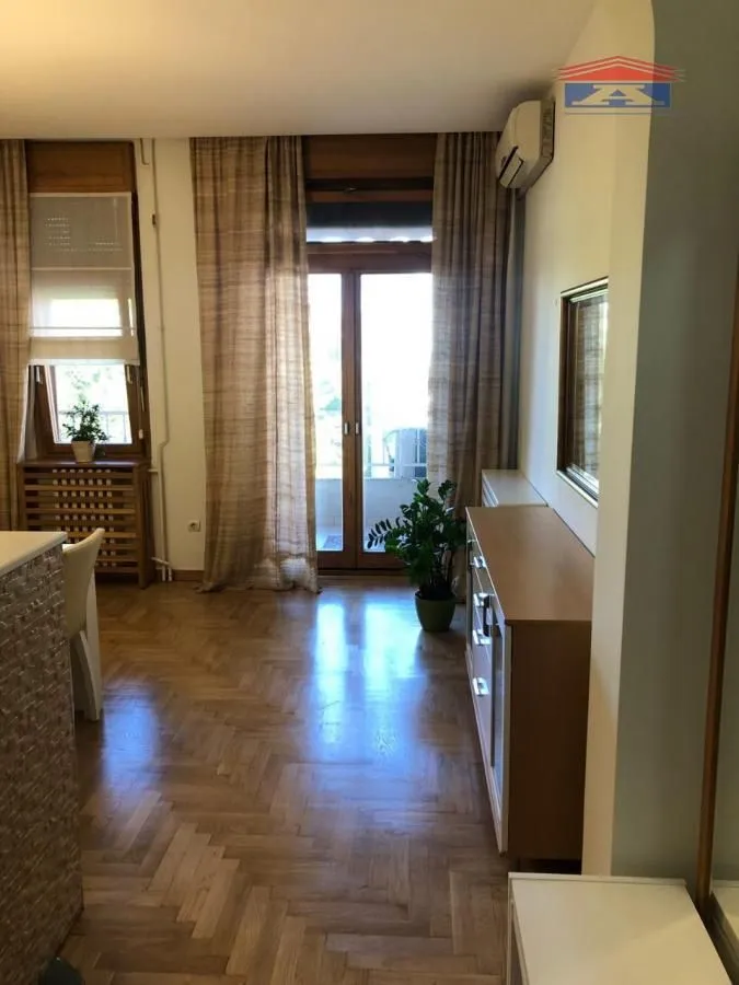 Izdavanje, dvosoban stan, 69m², Spens, Novi Sad Sve Podlokacije