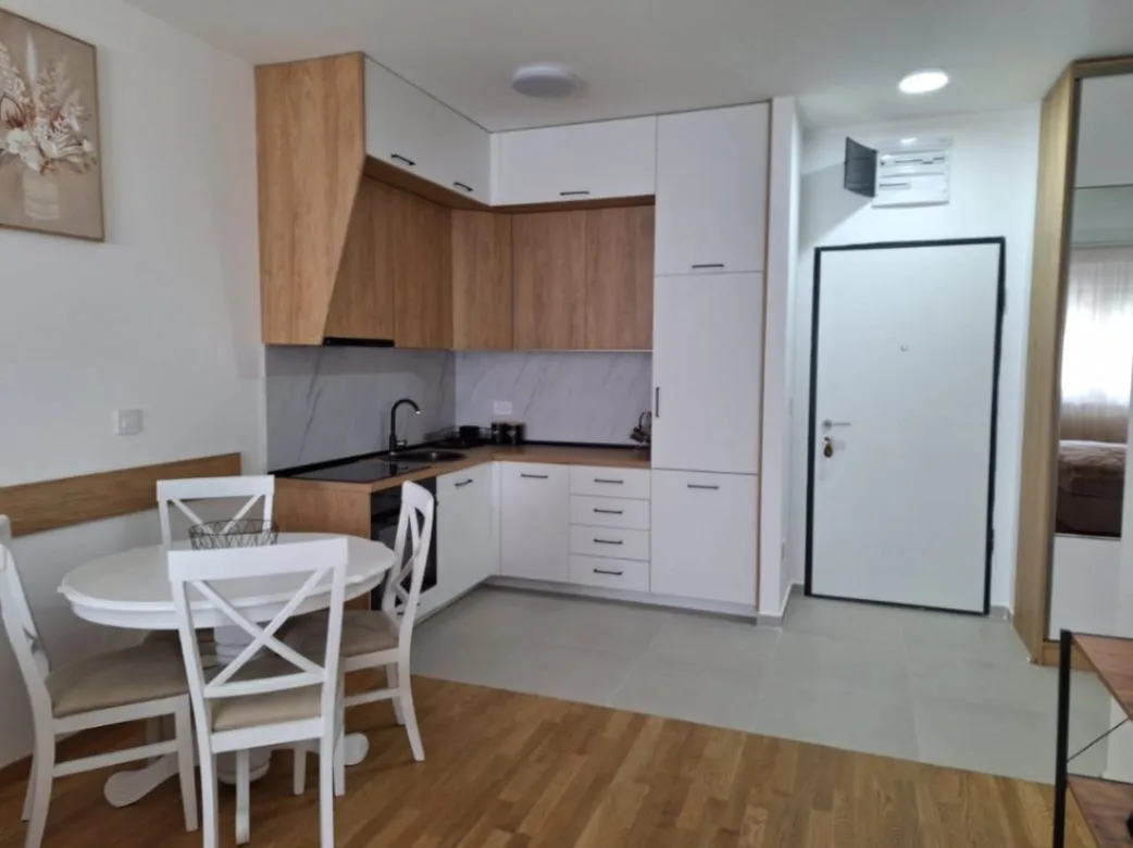 Rent, one bedroom apartment, 50m², Stari Aerodrom, Podgorica