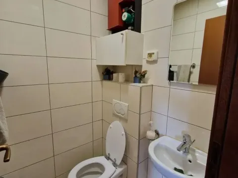 Rent, one bedroom apartment, 73m², City Kvart, Podgorica - image 11