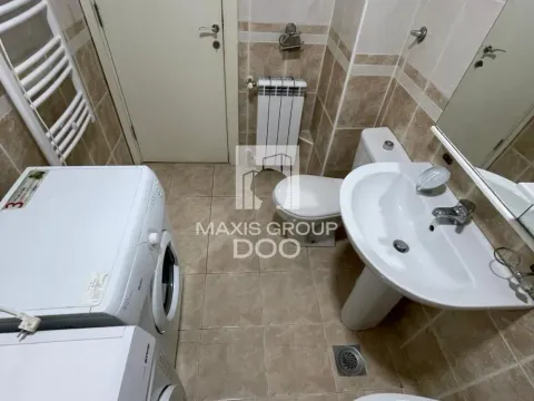 Izdavanje, četvorosoban stan, 75m², Savski Venac, Beograd - image 7