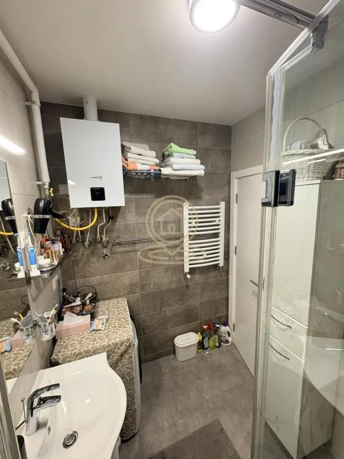 Sale, three bedroom apartment, 69m², Vidikovački venac, Rakovica