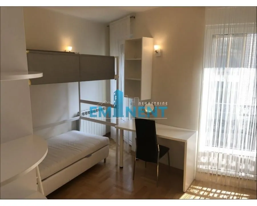Rent, three bedroom apartment, 115m², Savski Venac, Beograd