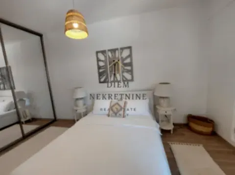 Izdavanje, jednosoban stan, 60m², Centar, Tivat - image 9