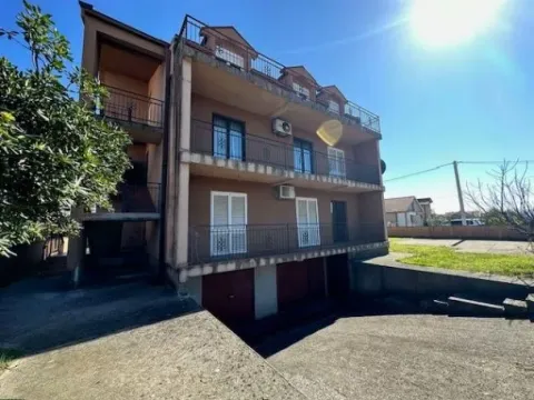 Sale, five bedroom apartment, 488m², Donja Gorica, Podgorica - image 3