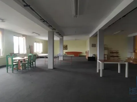 Rent, office space, 1000m², Ribarski put, Jagodina - image 18