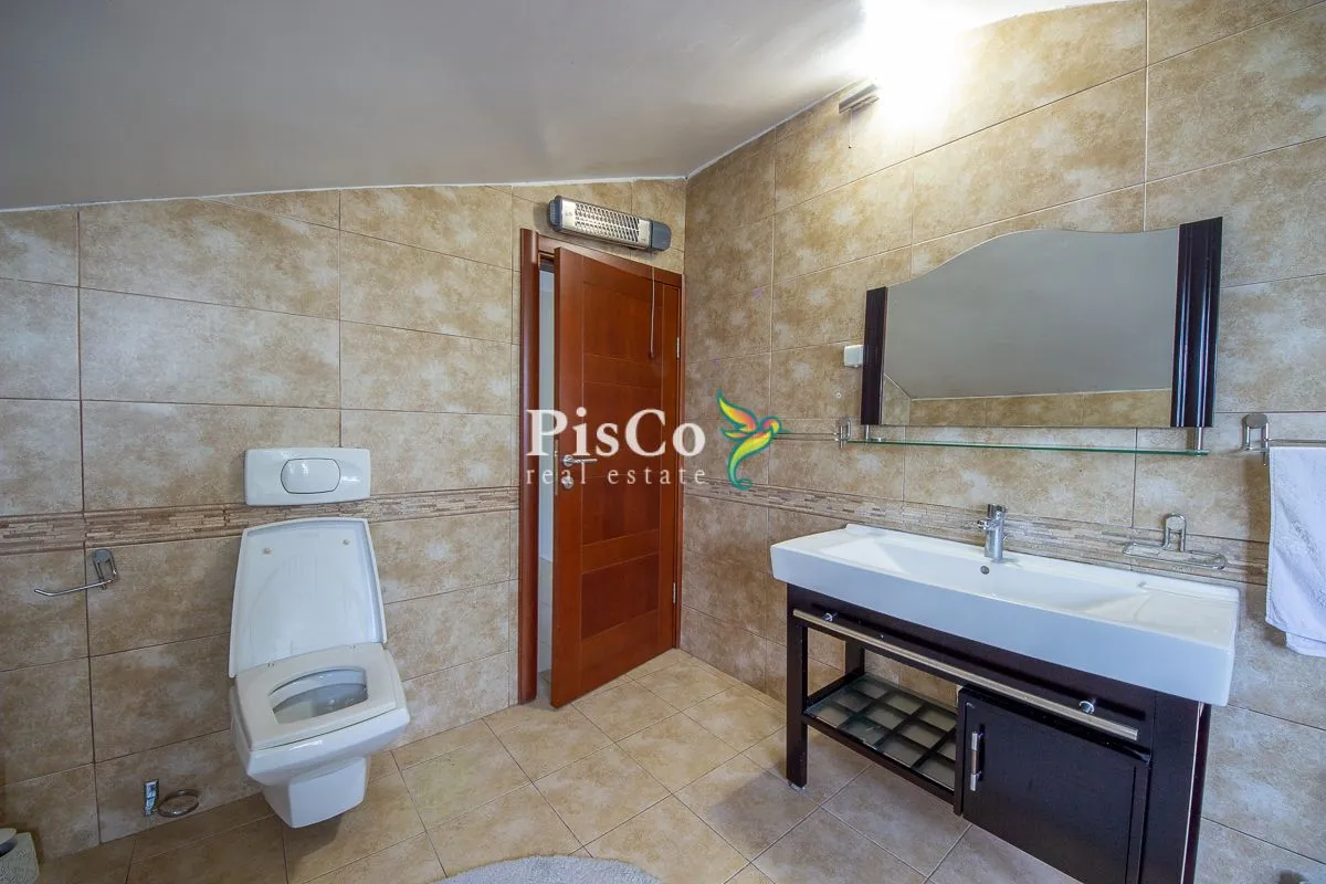 Rent, house, 210m², Donja Gorica, Podgorica