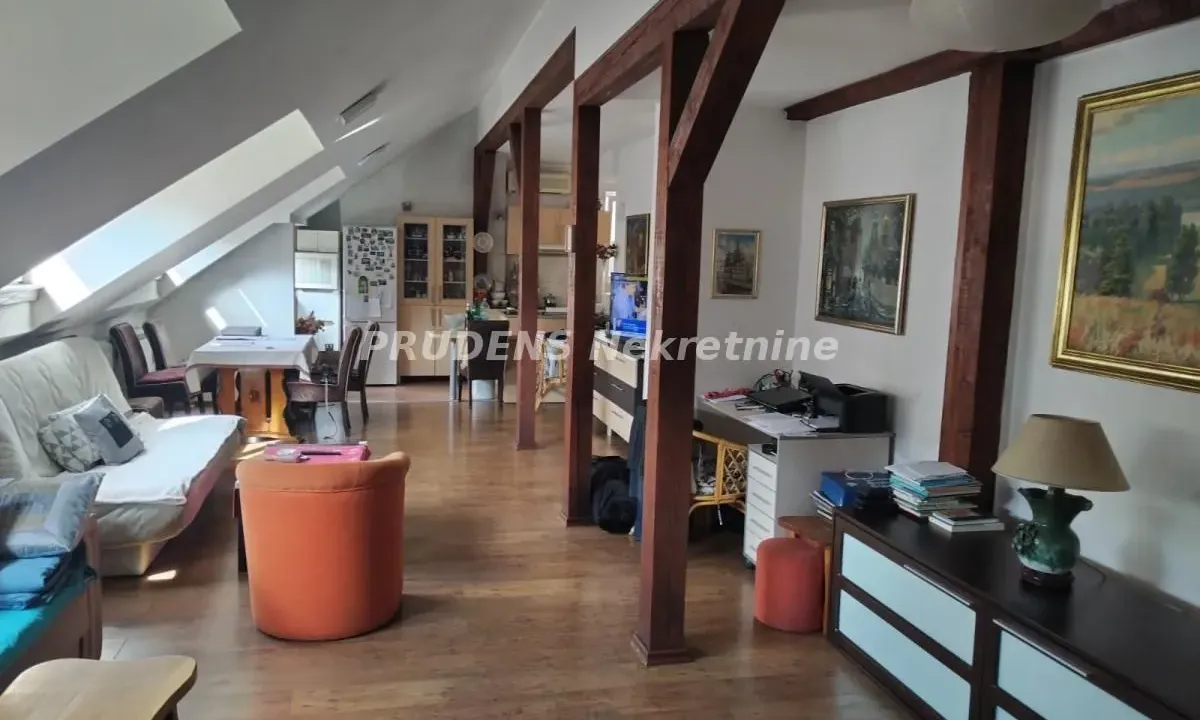 Prodaja, trosoban stan, 80m², Stari Grad, Beograd