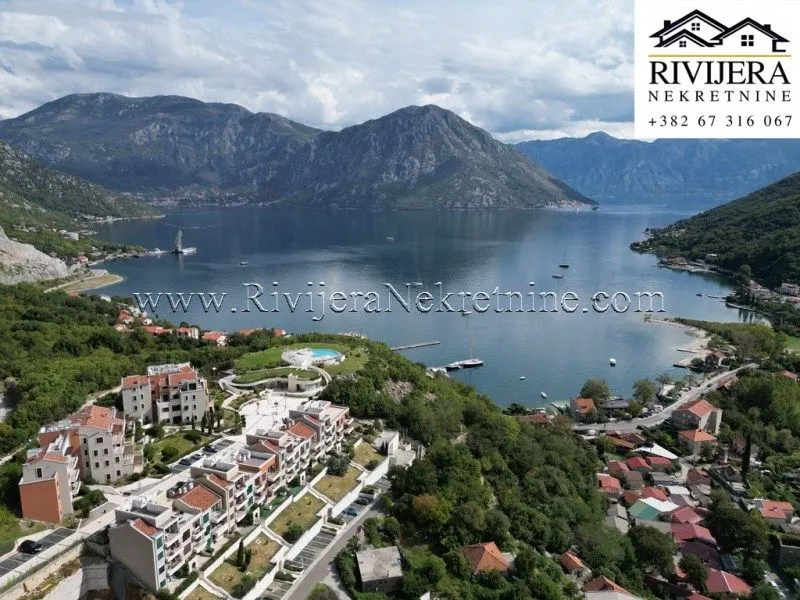 Prodaja, dvosoban stan, 96m², Morinj, Kotor