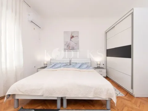 Izdavanje, dvosoban stan, 110m², Centar, Podgorica - image 7