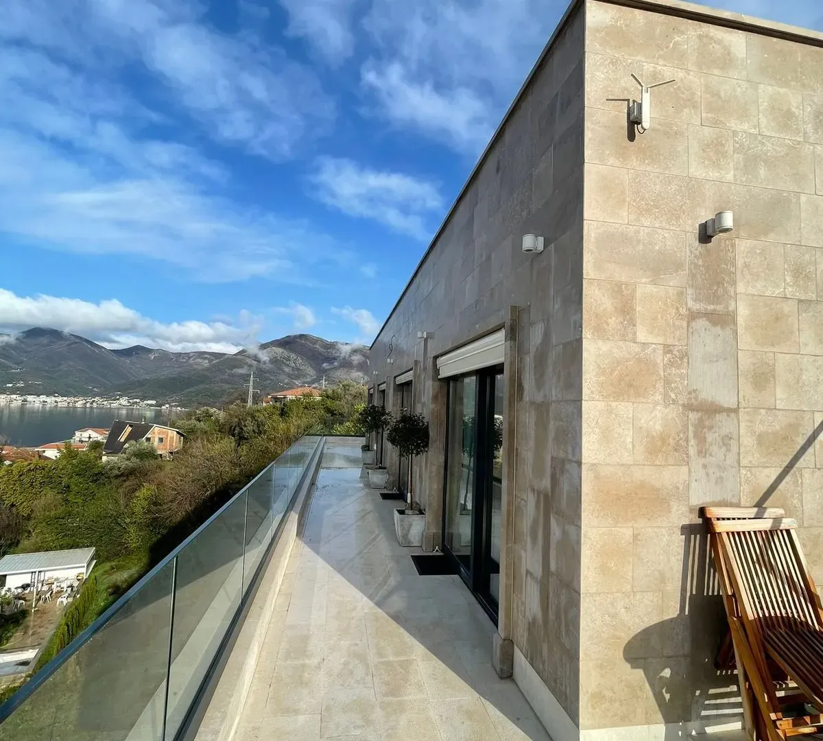 Rent, two bedroom apartment, 159m², Donja Lastva, Tivat