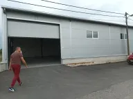 Izdavanje, poslovni prostor, 240m², Zemun Ugrinovci, Zemun Sve Podlokacije - image 1