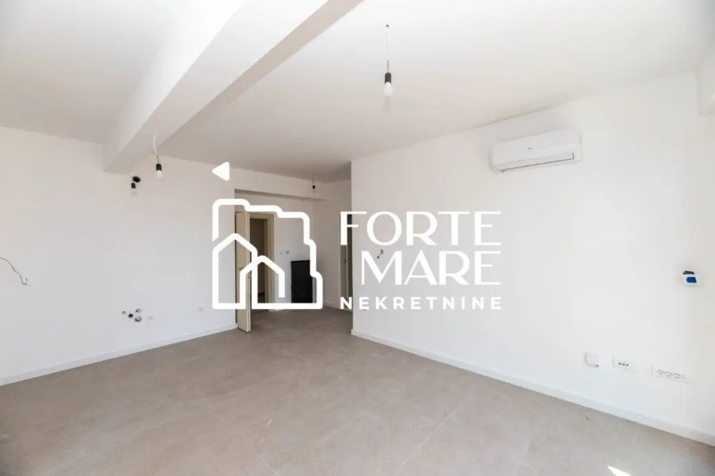 Prodaja, dvosoban stan, 60m², Baošići, Herceg Novi