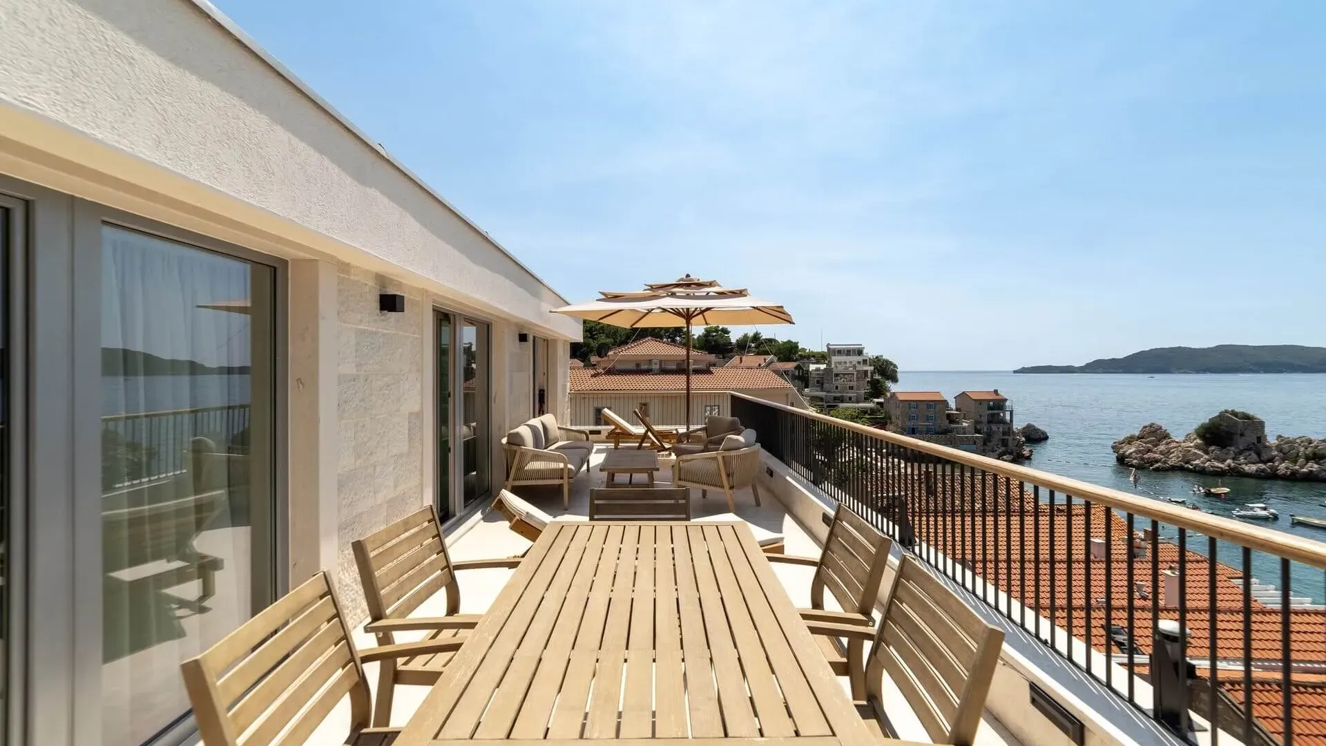 Sale, house, 358m², Pržno, Budva