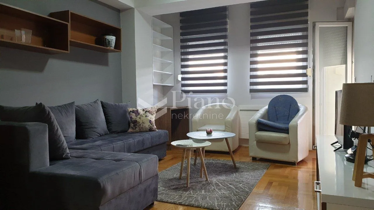 Izdavanje, jednosoban stan, 52m², City Kvart, Podgorica