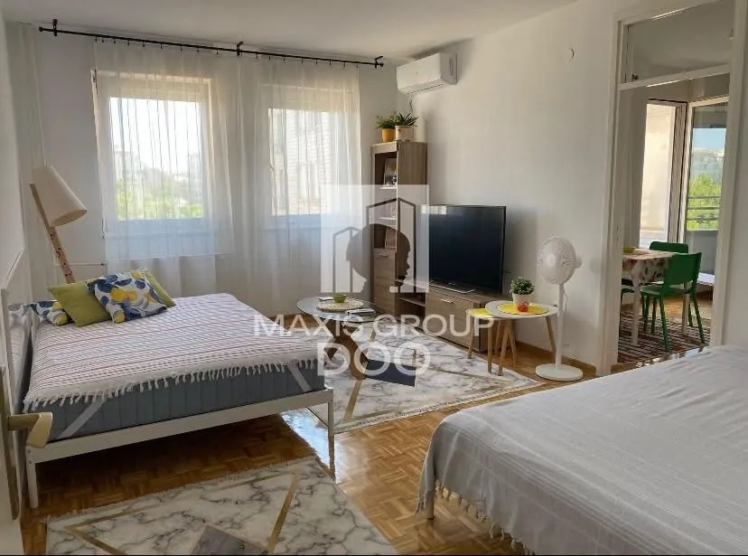 Prodaja, jednosoban stan, 50m², Novi Beograd Sve Podlokacije, Beograd