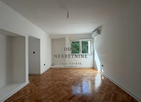 Prodaja, dvosoban stan, 72m², Pobrežje, Podgorica - image 14