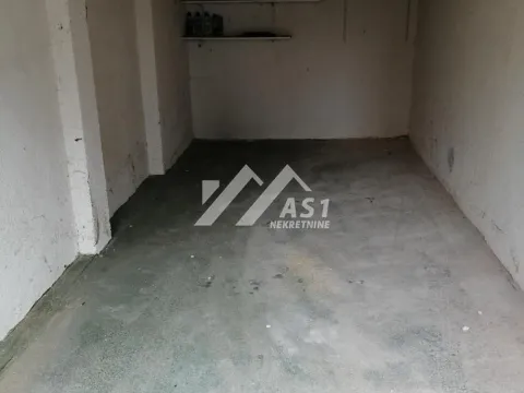 Izdavanje, parking/garaža, 15m², Adamovićevo Naselje, Novi Sad Sve Podlokacije - image 3