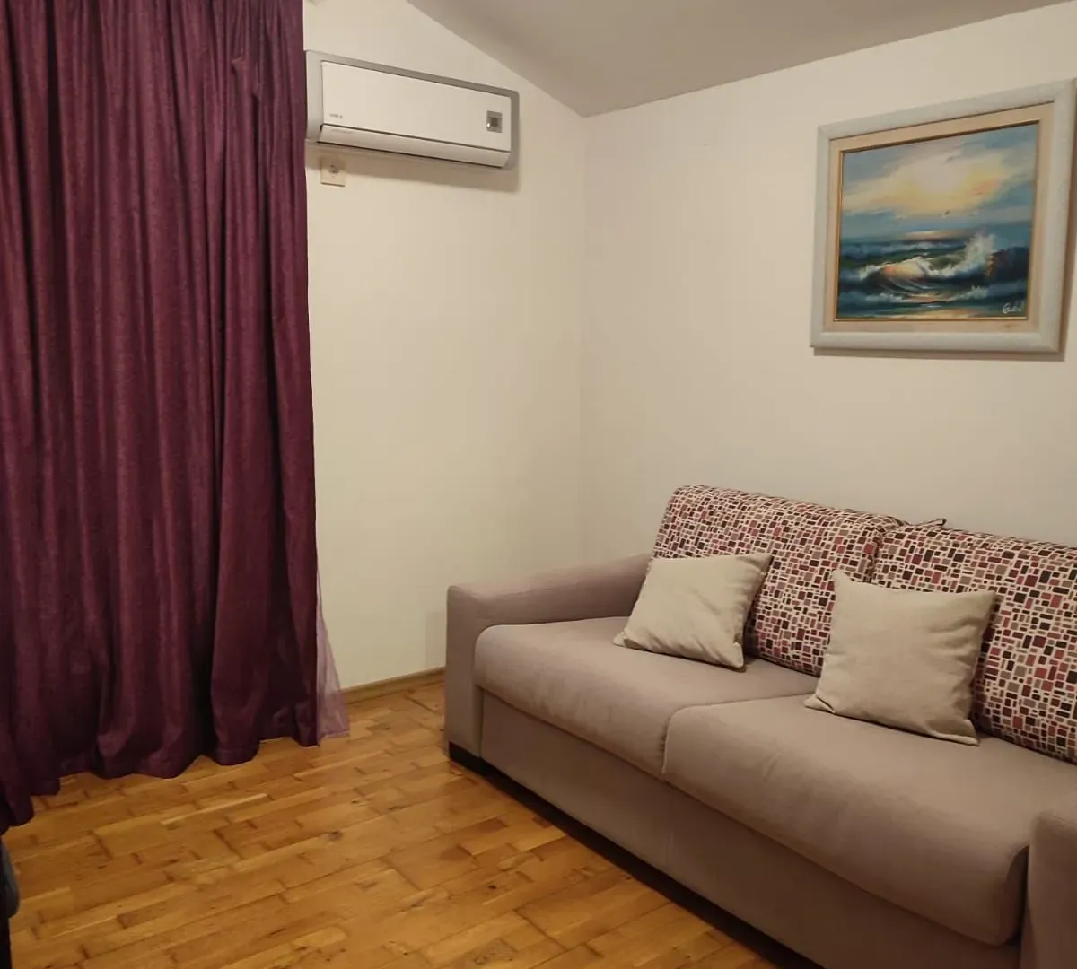 Prodaja, jednosoban stan, 66m², Petrovac, Budva