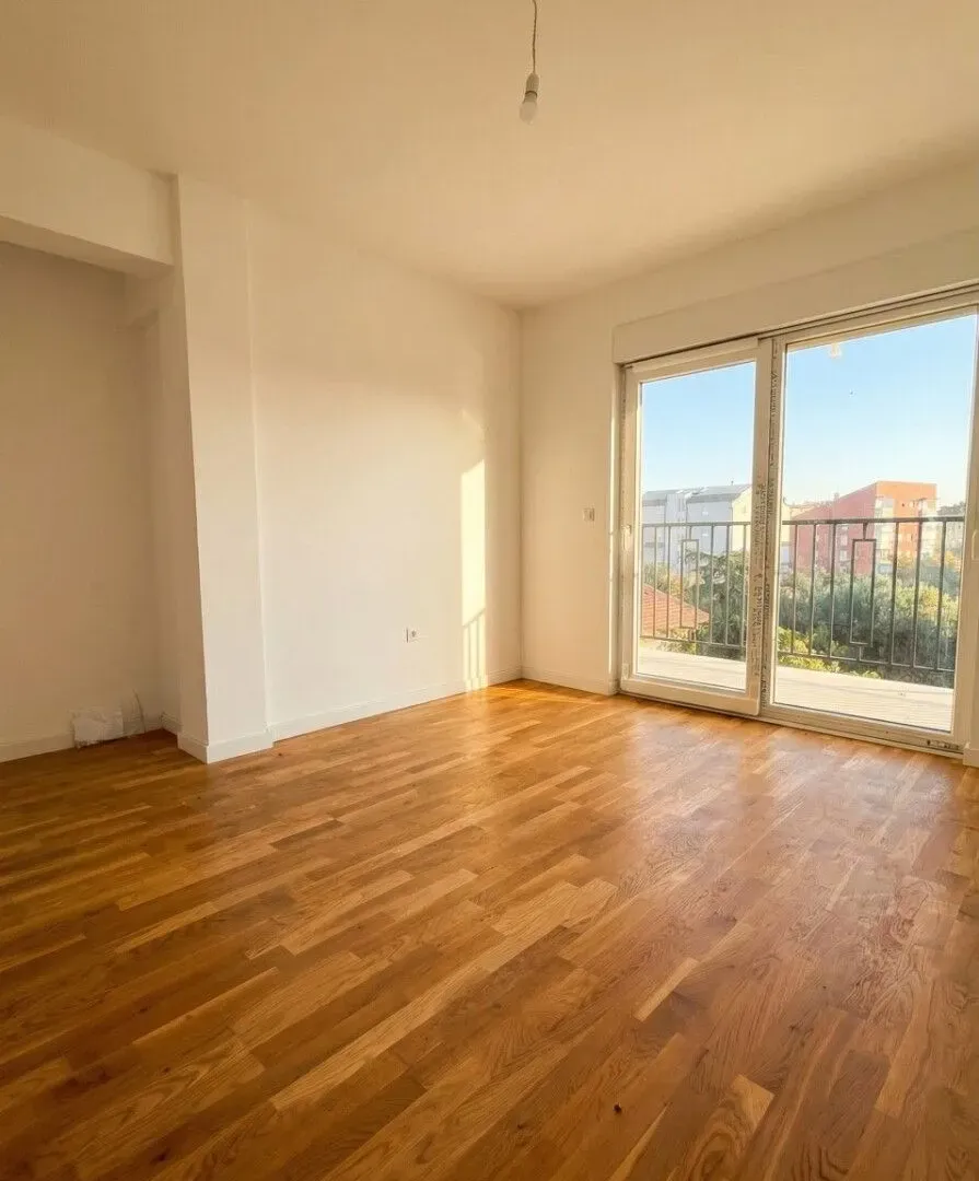 Prodaja, jednosoban stan, 68m², Ljubović, Podgorica