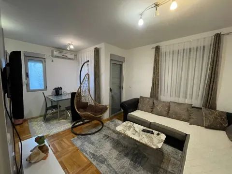 Prodaja, jednosoban stan, 39m², Stari Aerodrom, Podgorica - image 13