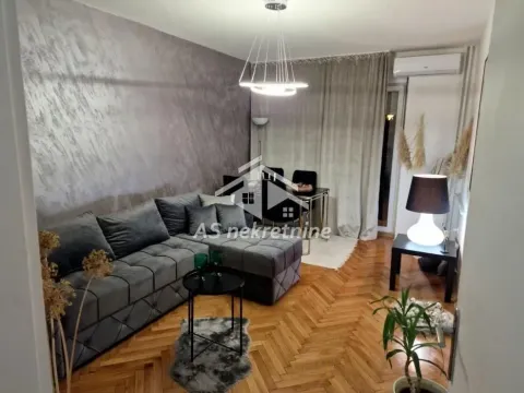Rent, three bedroom apartment, 73m², Slavija, Vračar Sve Podlokacije - image 2