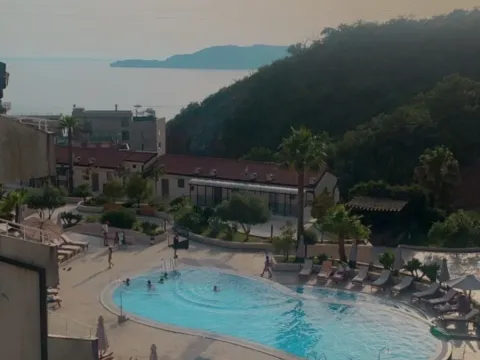 Sale, one bedroom apartment, 49m², Pržno, Budva - image 12