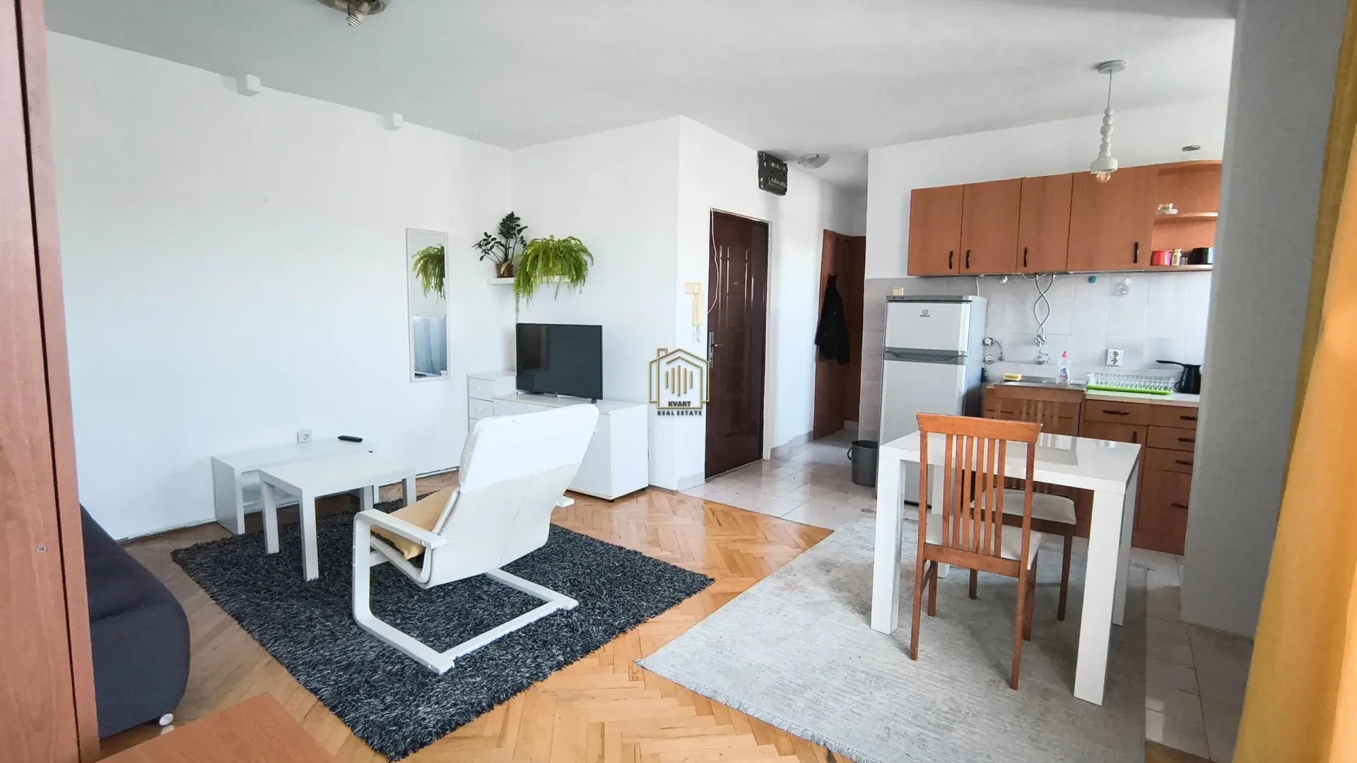 Izdavanje, stan, 30m², Blok 6, Podgorica