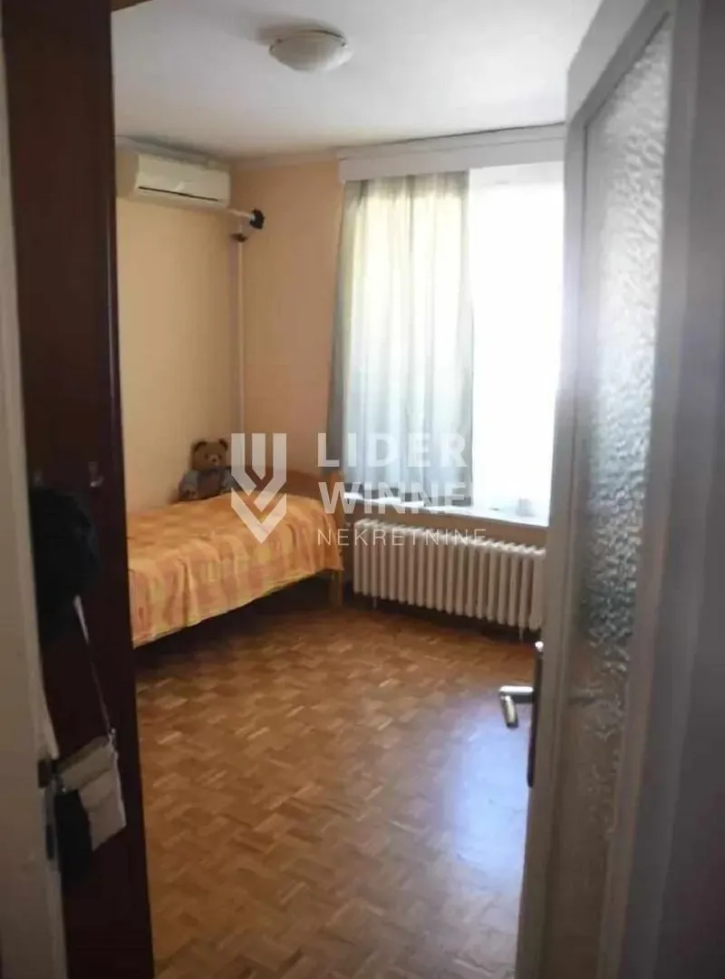 Sale, four bedroom apartment, 102m², Retenzija, Beograd