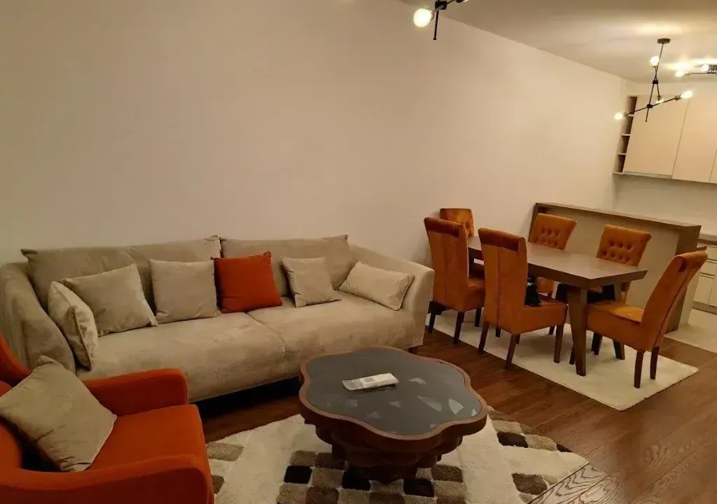 Izdavanje, jednosoban stan, 53m², Master Kvart, Podgorica