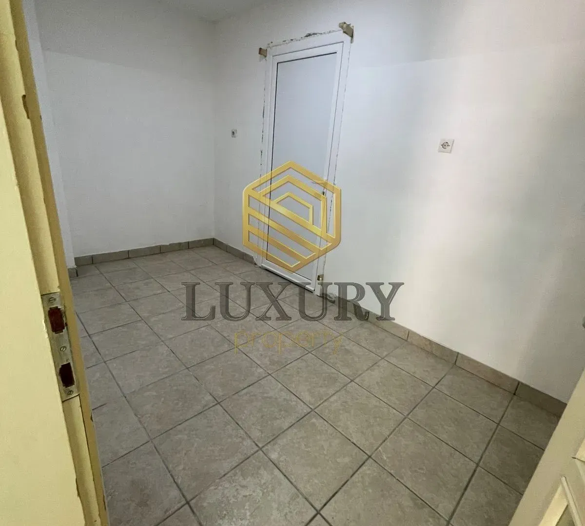 Rent, office space, 32m², Malo Brdo, Podgorica