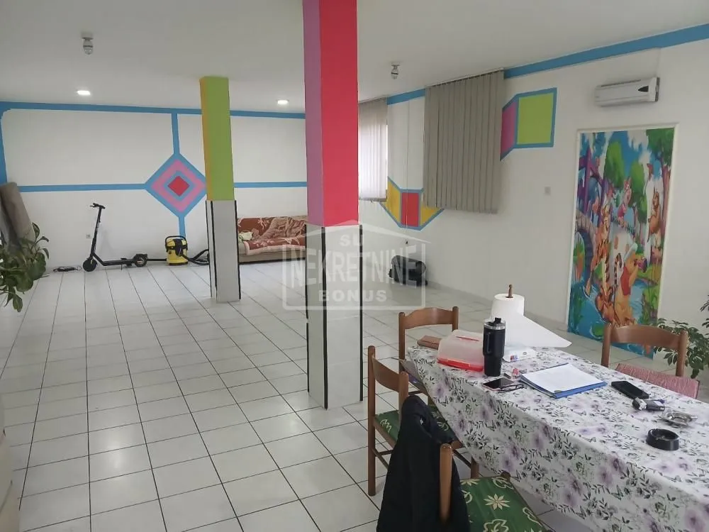 Prodaja, kuća, 563m², Kelebija, Subotica