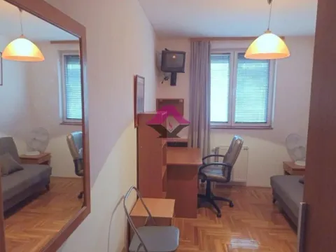 Prodaja, jednosoban stan, 39m², Centar, Novi Sad - image 16