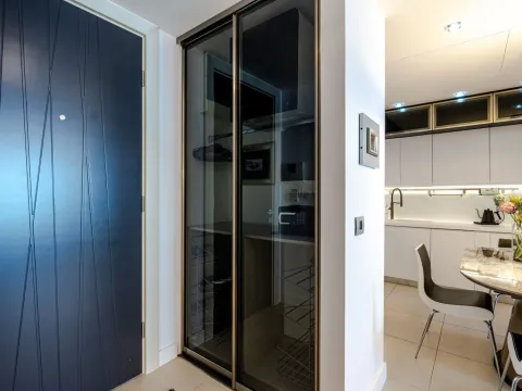 Izdavanje, dvosoban stan, 94m², Centar, Budva - image 9