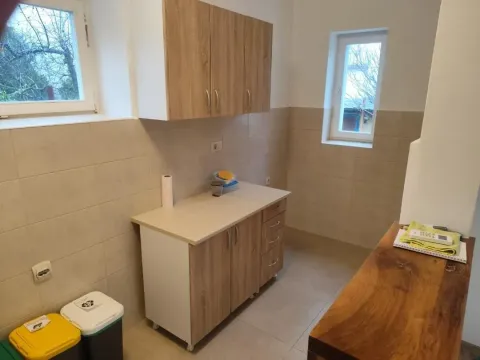 Izdavanje, dvosoban stan, 90m², Gorica C, Podgorica - image 7