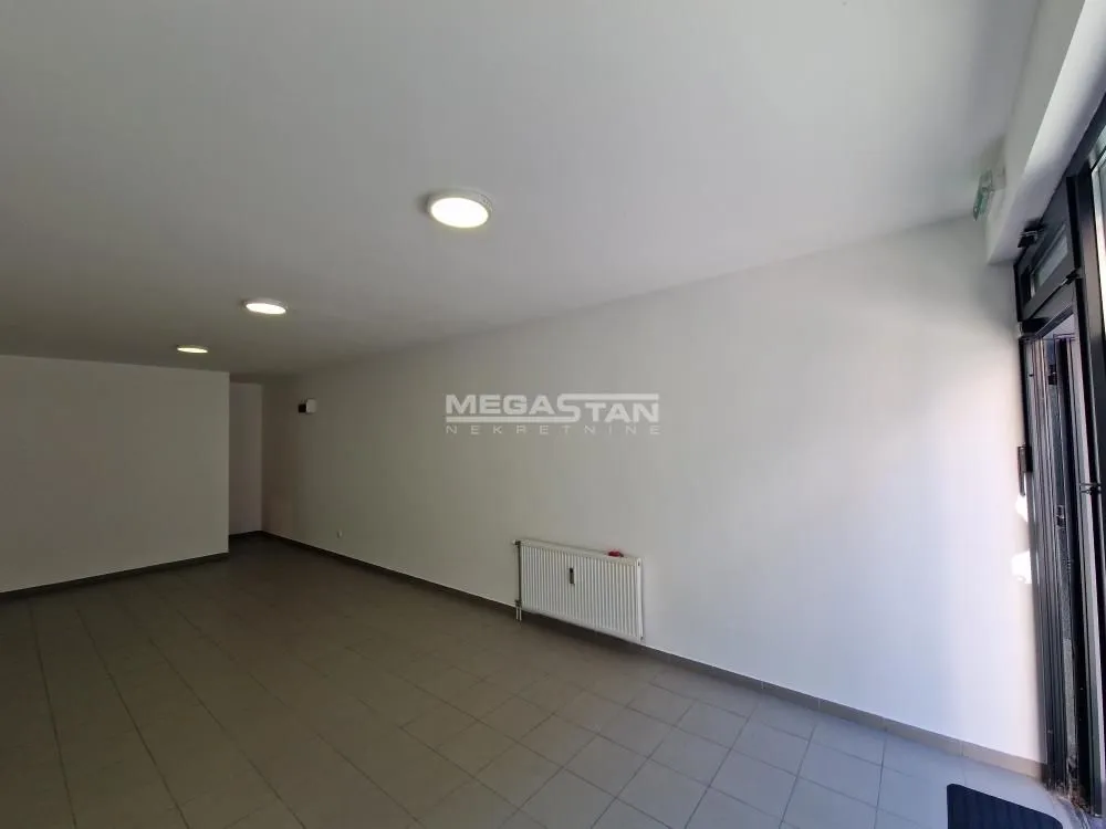 Sale, office space, 35m², Karaburma, Palilula Sve Podlokacije