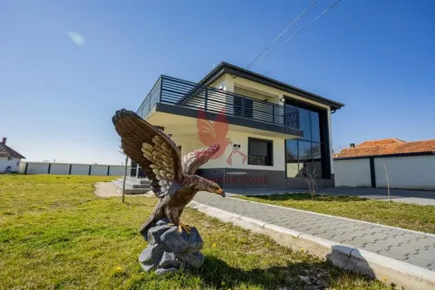 Sale, house, 302m², Mladenovac, Beograd - image 2
