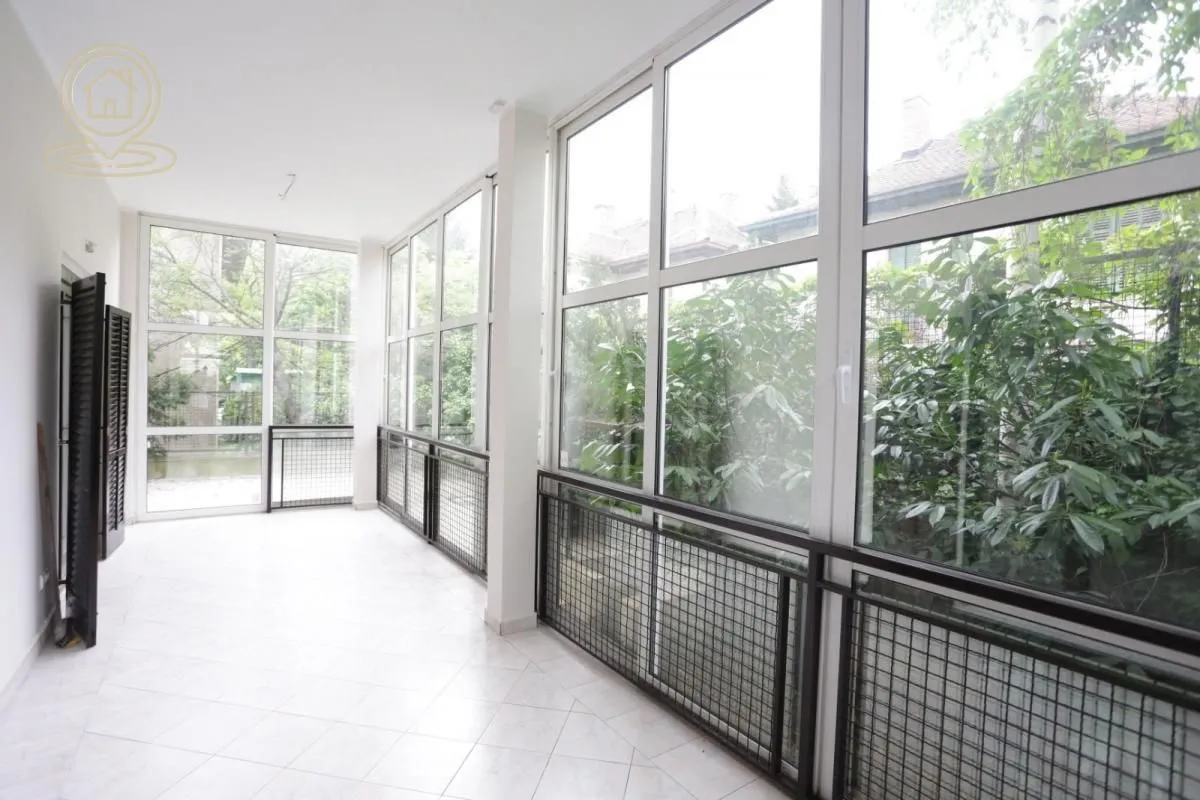 Rent, office space, 360m², Voždovac Sve Podlokacije, Beograd