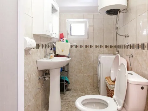 Prodaja, dvosoban stan, 53m², Orahovac, Kotor - image 6