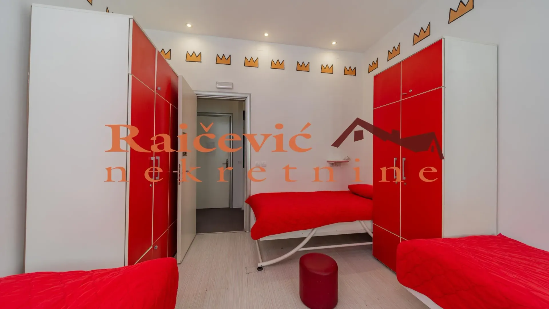 Prodaja, stan, 103m², Centar, Požarevac