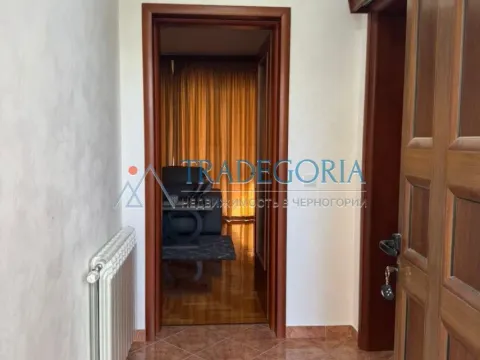 Prodaja, kuća, 261m², Bar, Crna Gora - image 28