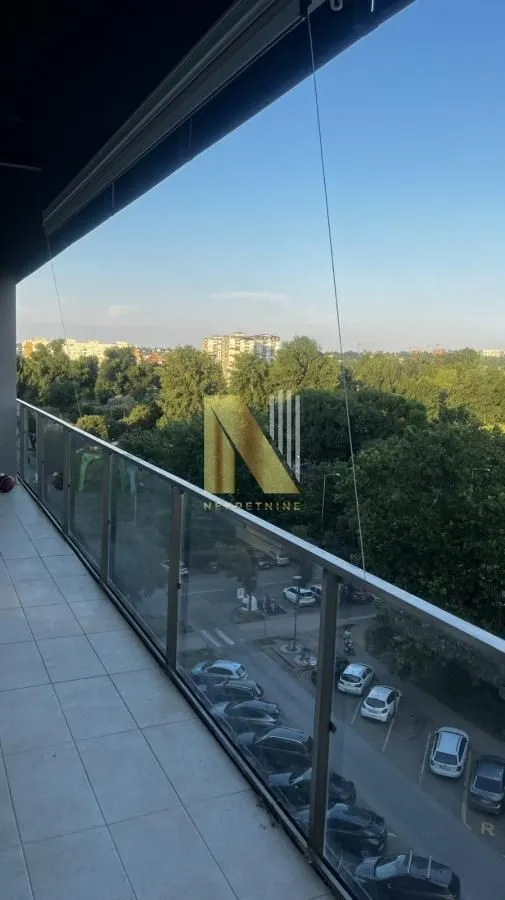Izdavanje, trosoban stan, 85m², Liman 3, Novi Sad Sve Podlokacije