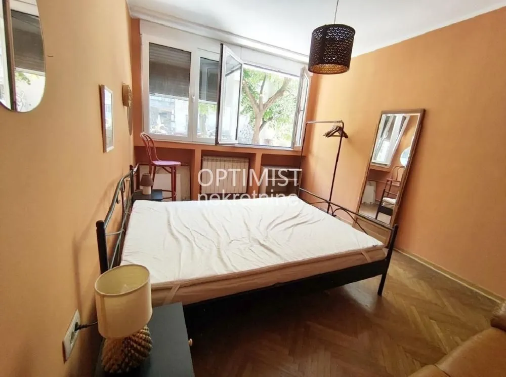 Prodaja, dvosoban stan, 55m², Stari Grad, Beograd