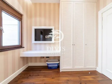 Prodaja, četvorosoban stan, 152m², Vračar Hram, Vračar Sve Podlokacije - image 13