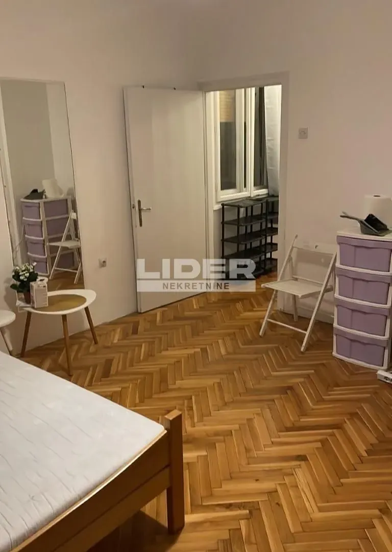 Prodaja, jednosoban stan, 29m², Stari Grad, Beograd