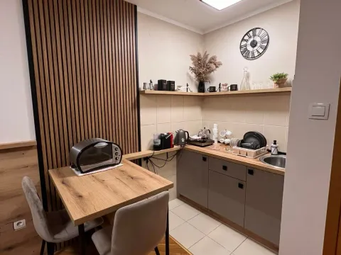 Prodaja, garsonjera, 24m², Blok 6, Podgorica - image 3
