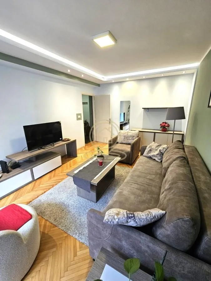 Rent, two bedroom apartment, 55m², Sarajevska, Beograd