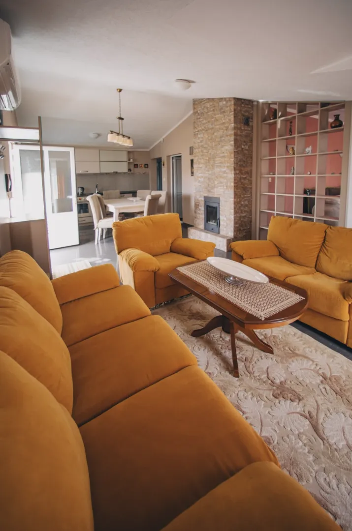 Sale, house, 300m², Krimovica, Kotor