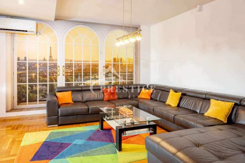 Sale, three bedroom apartment, 200m², Blok 6, Podgorica