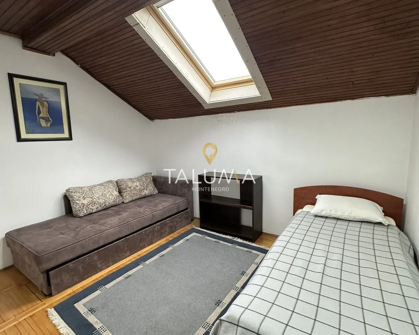 Izdavanje, trosoban stan, 100m², Stari Aerodrom, Podgorica